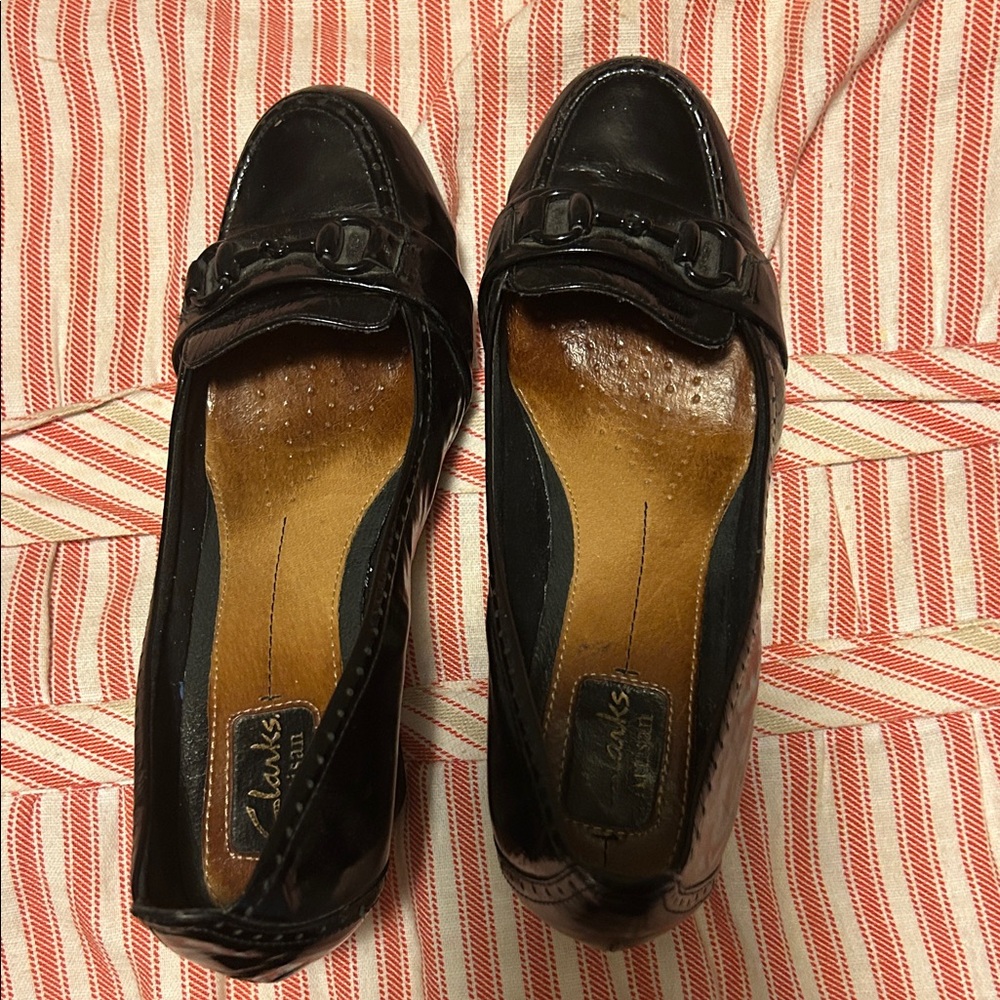 Clarks Women's Black Leather Loafers